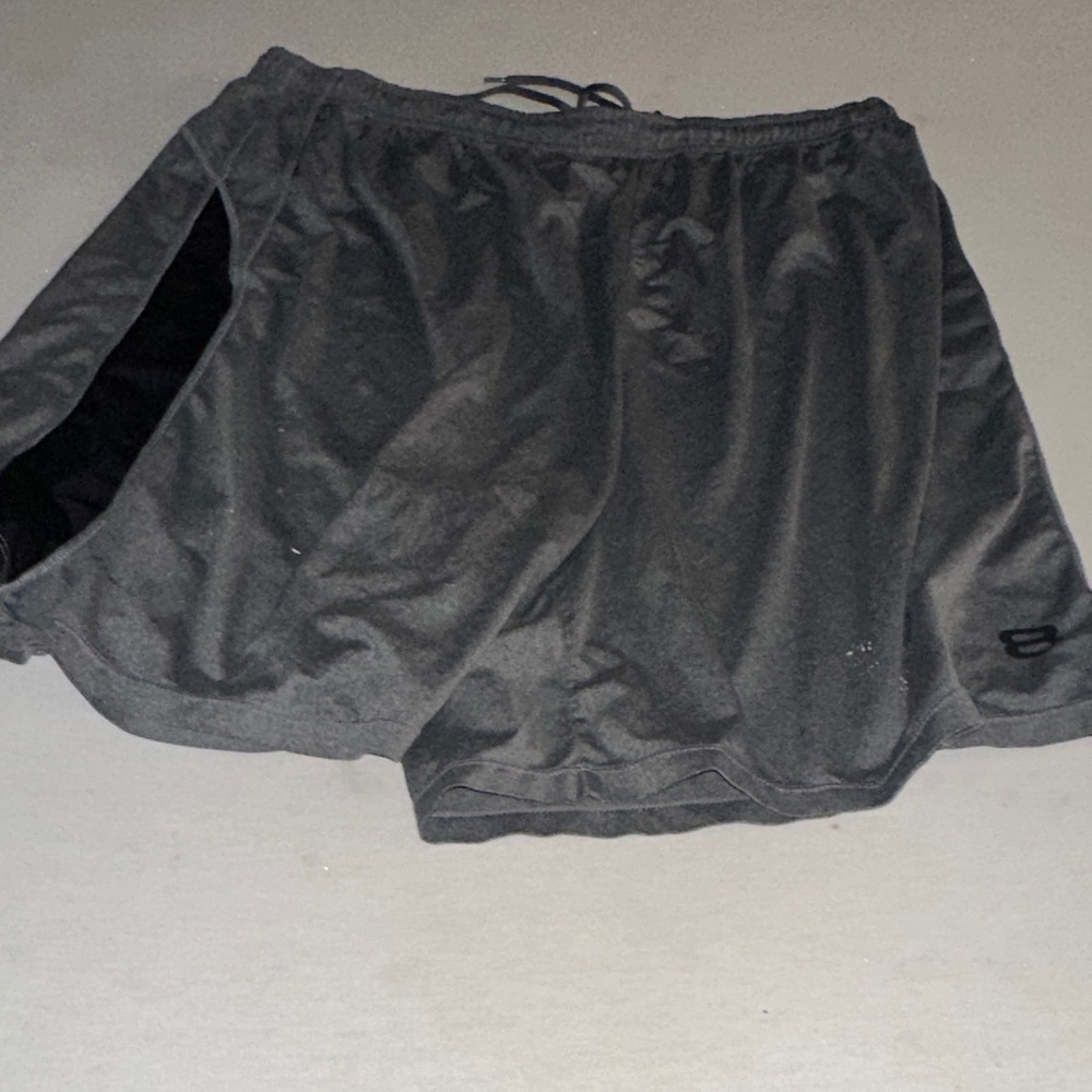 Mens Size XL Layer 8 Charcoal Shorts.